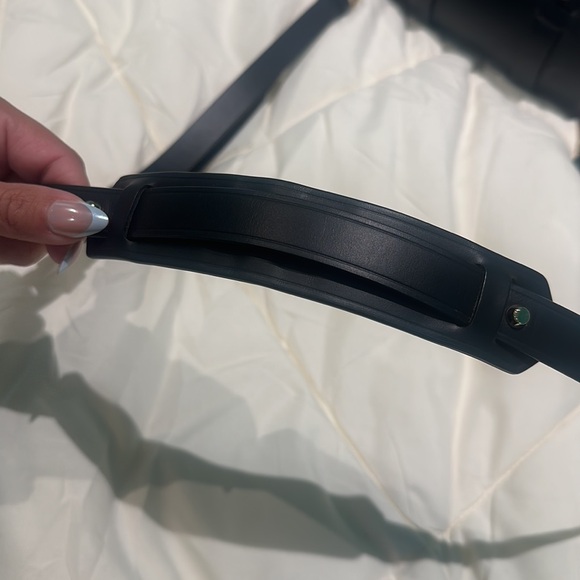 Michael Kors purse - Picture 9 of 12